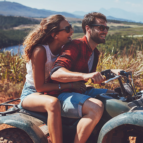 Romances de verano: cómo vivir una nano-relación de forma intensa y segura